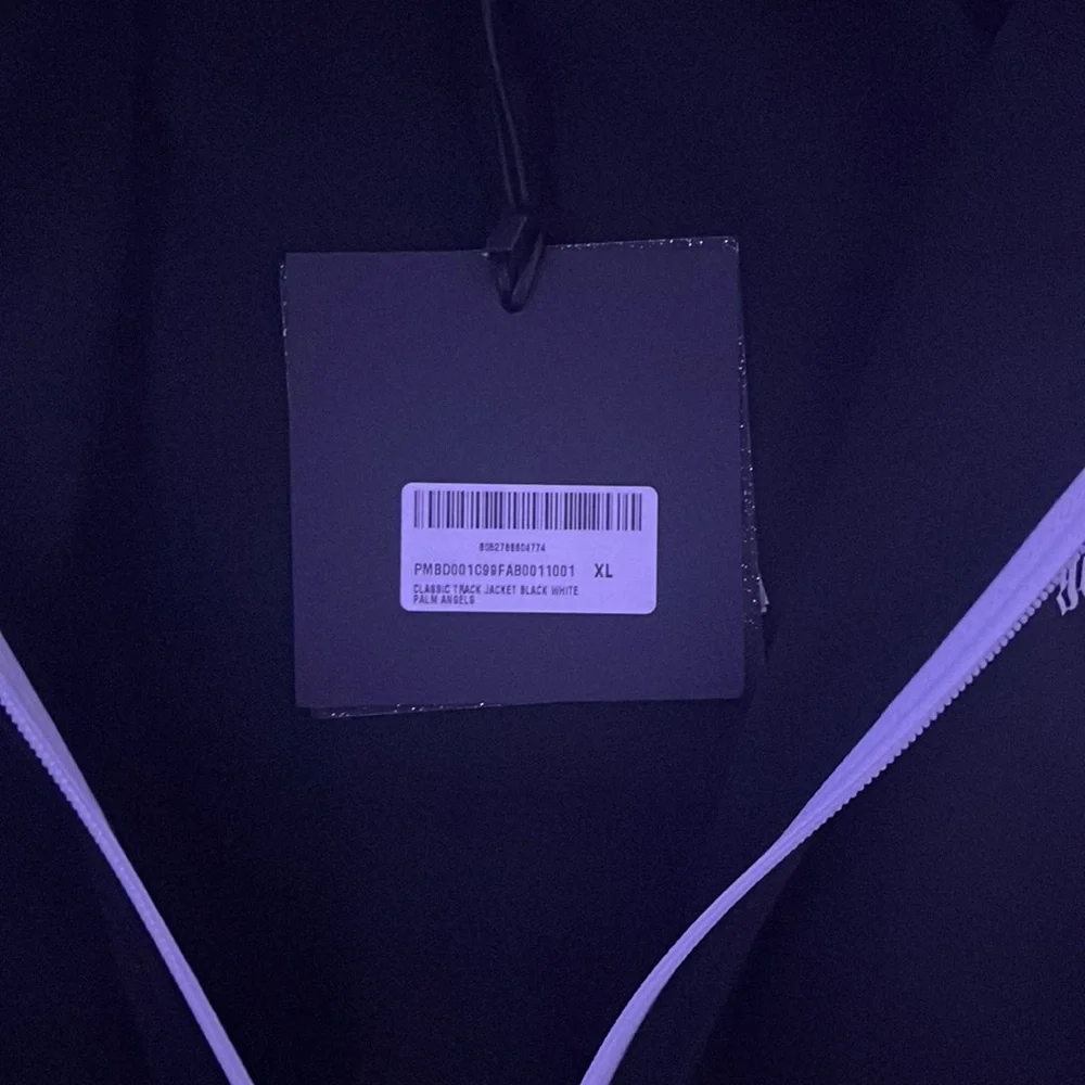 Brand new palm angles sweater, great condition never worn - Picture 5 of 5